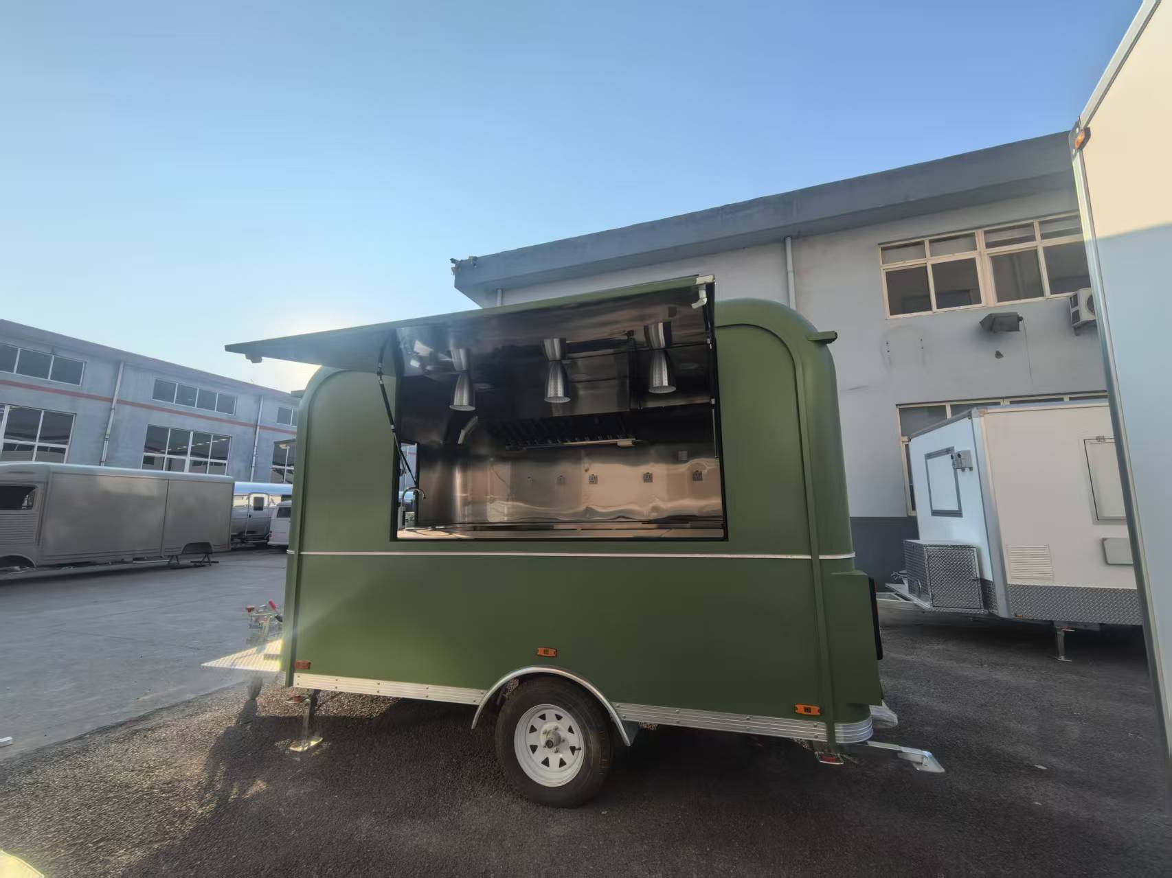 3 meters Long Magic Type Food Trailer